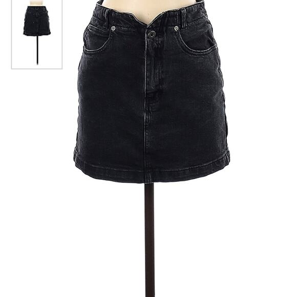 We The Free By: Free People Soft Black Denim Mini Jean Skirt Size: 30 - Picture 1 of 5